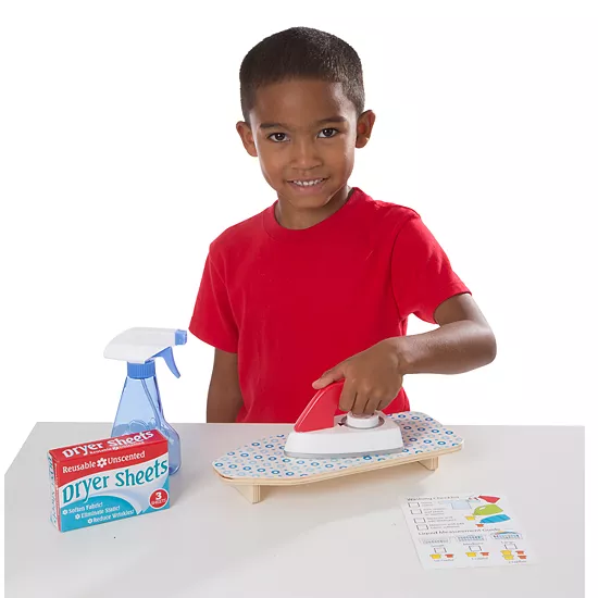 Melissa & Doug Laundry Basket Play Set 3 Melissa & Doug Laundry Basket Play Set - Image 3