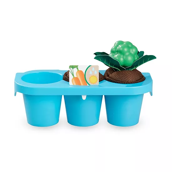 Melissa & Doug Vegetable Gardening Play Set 7 Melissa & Doug Vegetable Gardening Play Set - Image 7