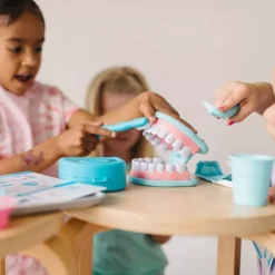 Melissa & Doug Super Smile Dentist Play Set -Melissa & Doug Shop 5948771 ALT3