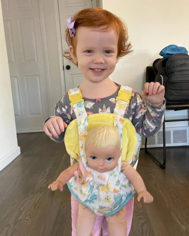 Melissa & Doug Mine To Love Carrier Play Set 8 Melissa & Doug Mine To Love Carrier Play Set - Image 8