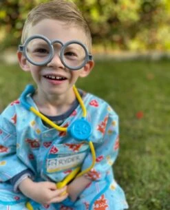 Melissa & Doug Pediatric Nurse Role Play Costume -Melissa & Doug Shop 620 135