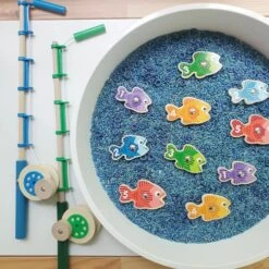 Melissa & Doug Catch & Count Magnetic Fishing Game -Melissa & Doug Shop 620 31