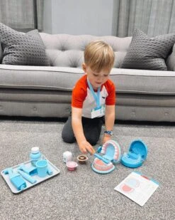 Melissa & Doug Super Smile Dentist Play Set -Melissa & Doug Shop 620 62