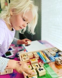 Melissa & Doug Deluxe Animals Wooden Stamp Set -Melissa & Doug Shop 620 70