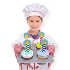 Melissa & Doug Bake & Decorate Cupcake Set -Melissa & Doug Shop 731766 ALT98